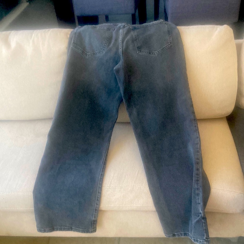 Wide legged jeans
